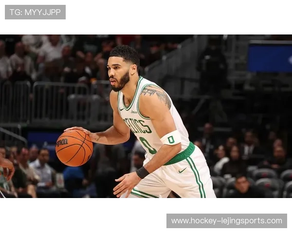 美国足球现役球星第一人：领跑世界足坛的超级巨星与传奇之路