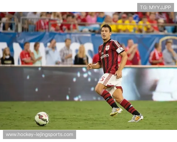 胆小球星在绿茵场上的坚韧与成长 揭秘那些不为人知的足球弱点与突破